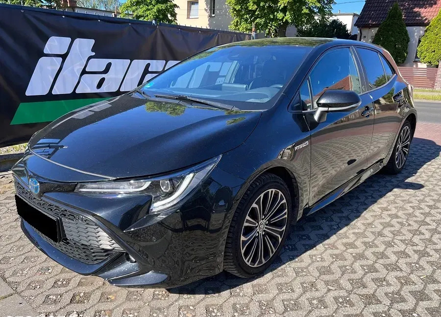 toyota Toyota Corolla cena 87900 przebieg: 63000, rok produkcji 2020 z Góra